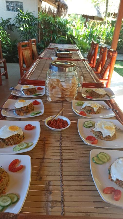Mama Bella'S Retreat Bed and Breakfast Senggigi Buitenkant foto