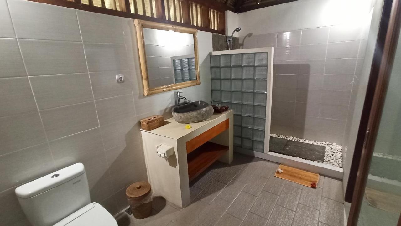 Mama Bella'S Retreat Bed and Breakfast Senggigi Buitenkant foto