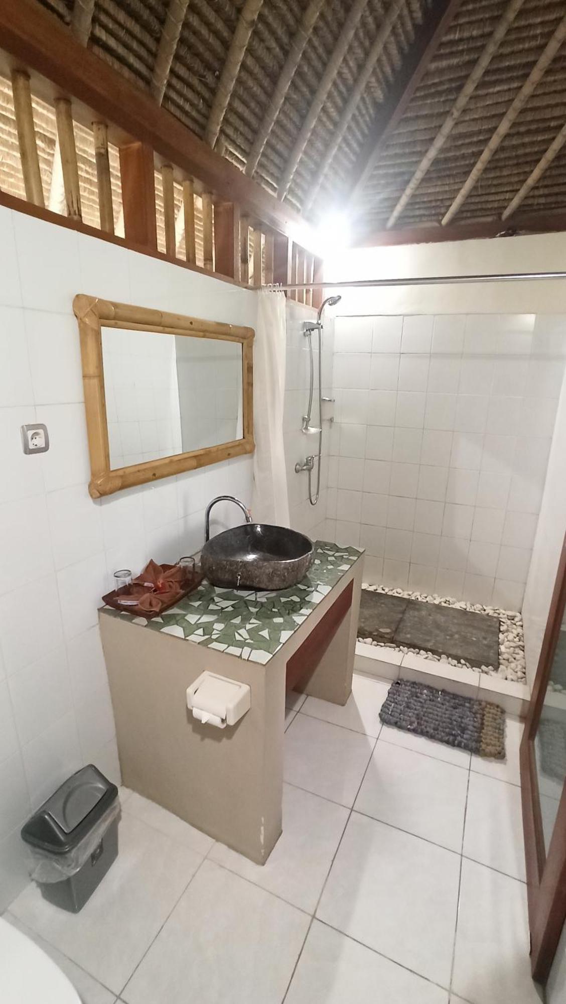 Mama Bella'S Retreat Bed and Breakfast Senggigi Kamer foto