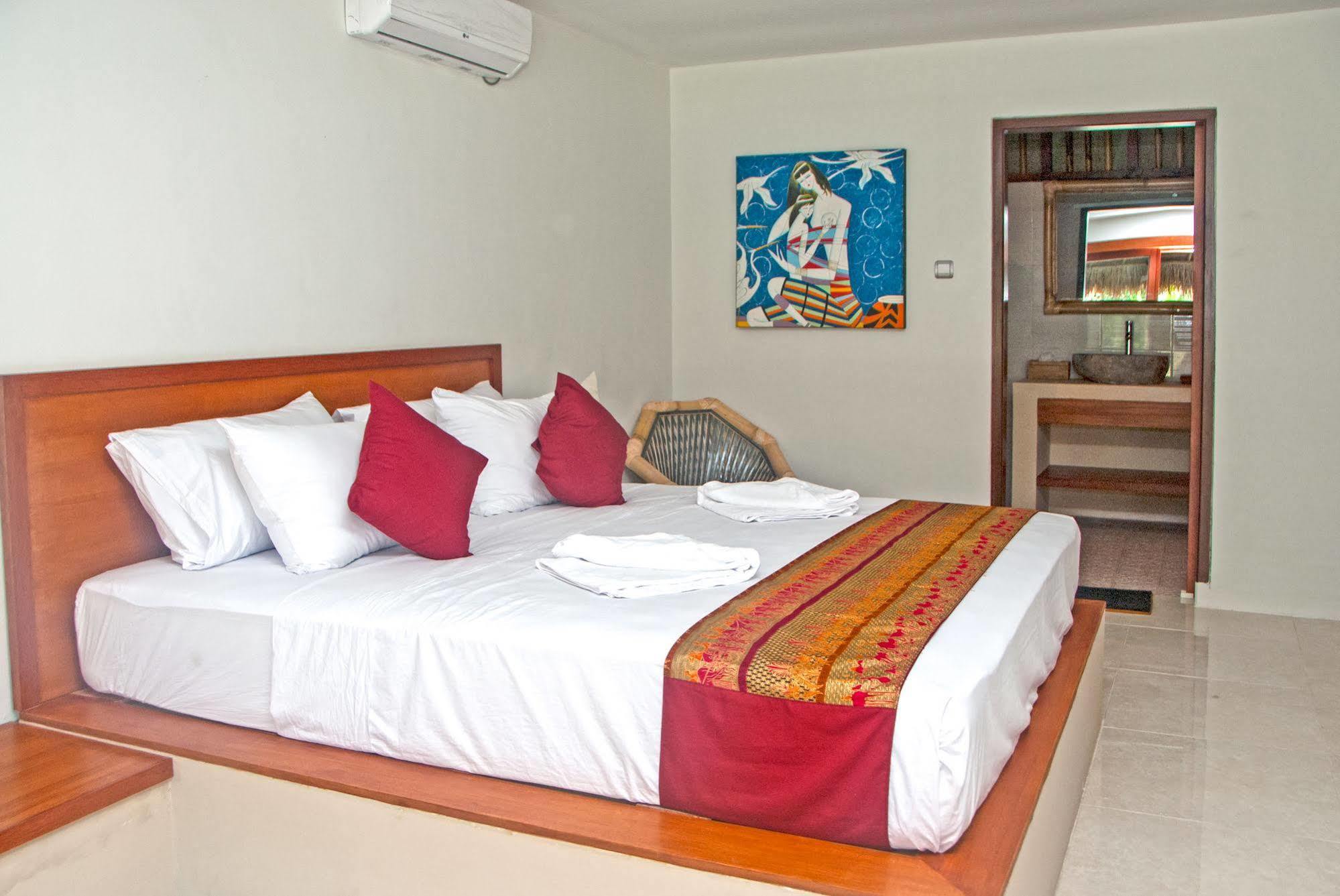 Mama Bella'S Retreat Bed and Breakfast Senggigi Buitenkant foto