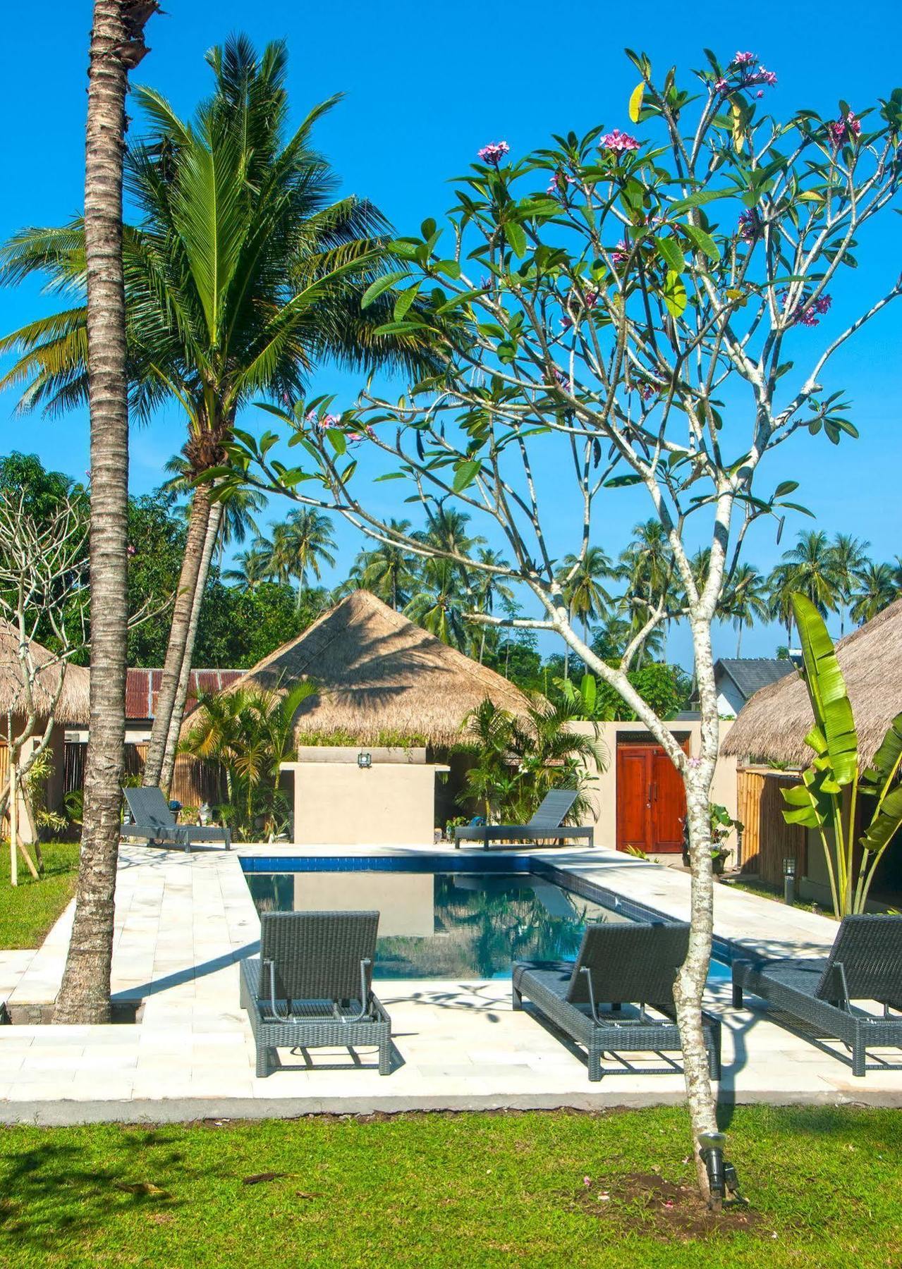 Mama Bella'S Retreat Bed and Breakfast Senggigi Buitenkant foto