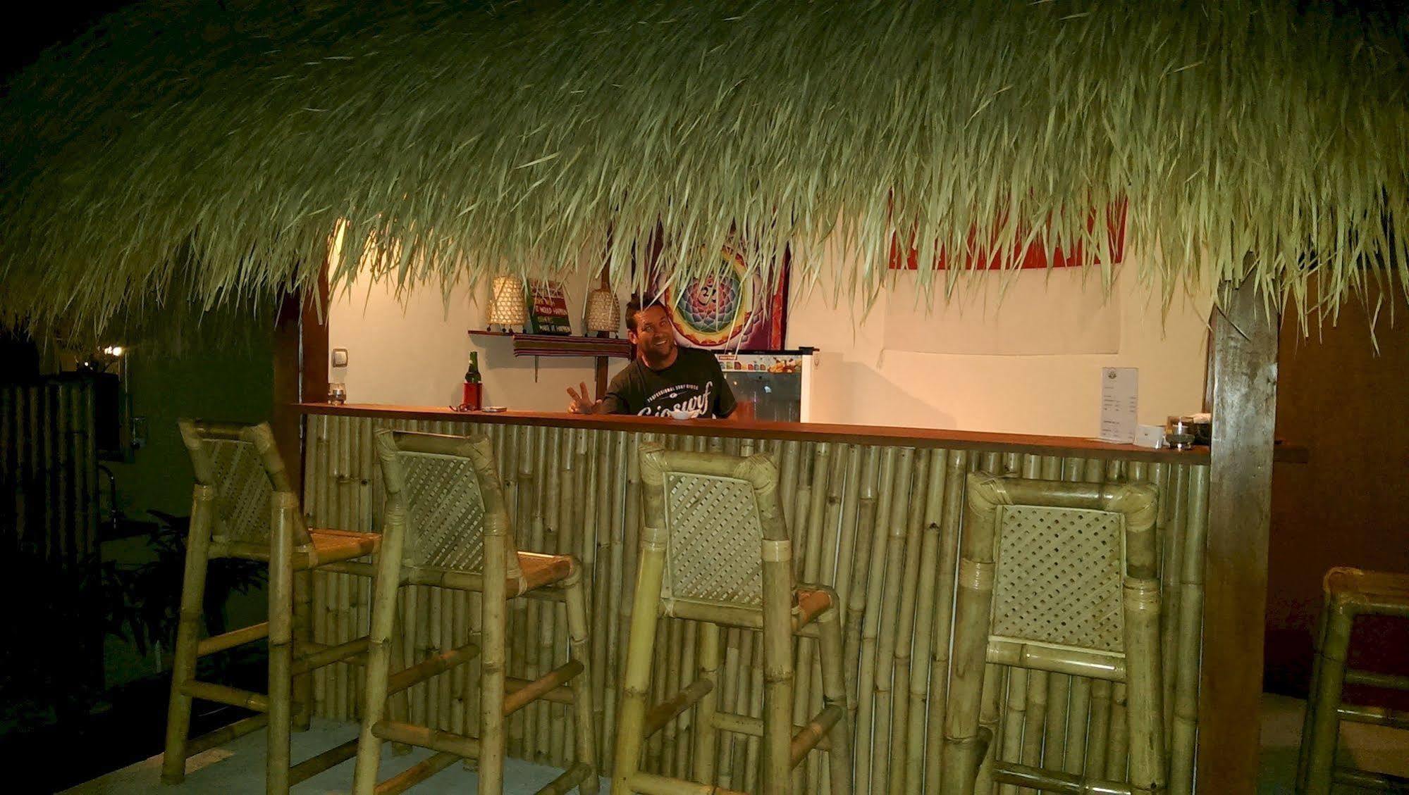Mama Bella'S Retreat Bed and Breakfast Senggigi Buitenkant foto